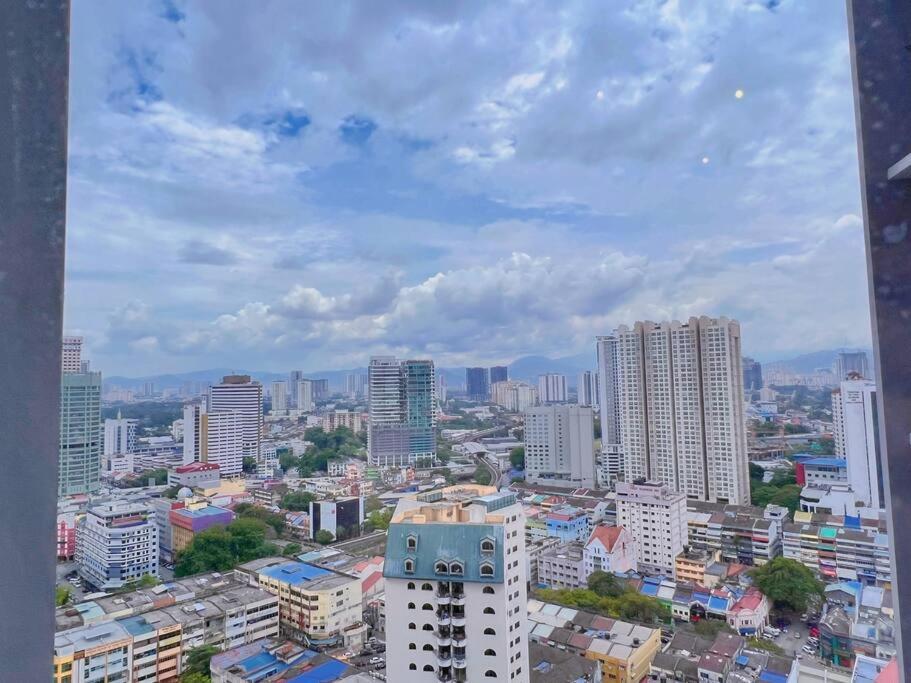 Spacious Connecting 4px, Chambers Kl, Walking Distance To Lrt, Mrt, Sunway Putra Mall & Pwtc *