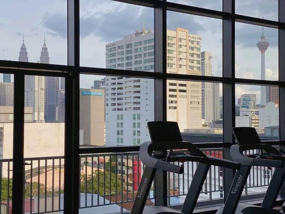 Pangsapuri Spacious Connecting 4px, Chambers Kl, Walking Distance To Lrt, Mrt, Sunway Putra Mall & Pwtc